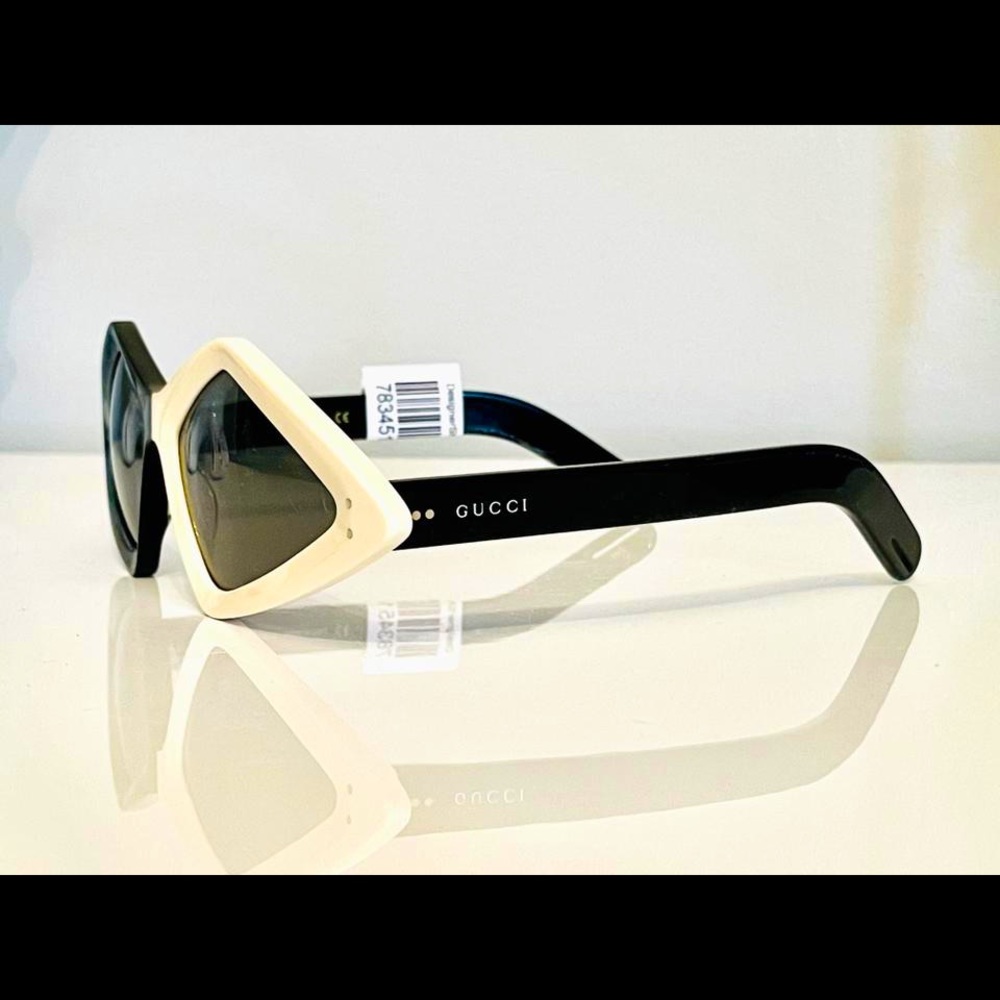 Gucci
Black & White New Hollywood Forever Rare Designer Sunglasses